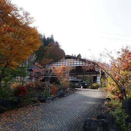 Kaikake Onsen Hotel Yuzawa  Exterior photo